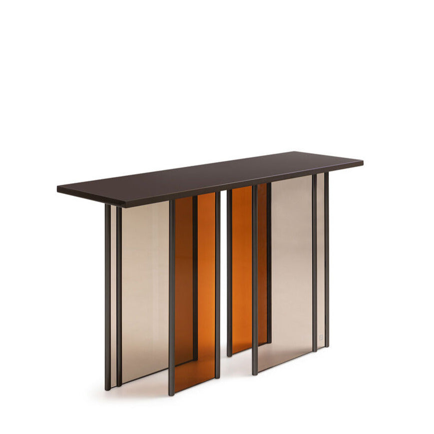 Blurred console – Italian Luxury Interiors