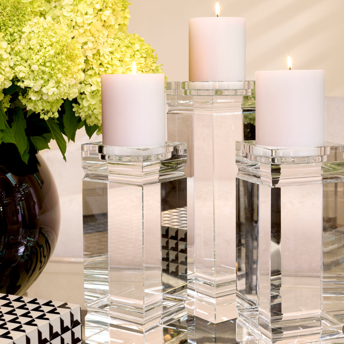 Eichholtz Tillary Candle Holder, Small - Thumbnail 4