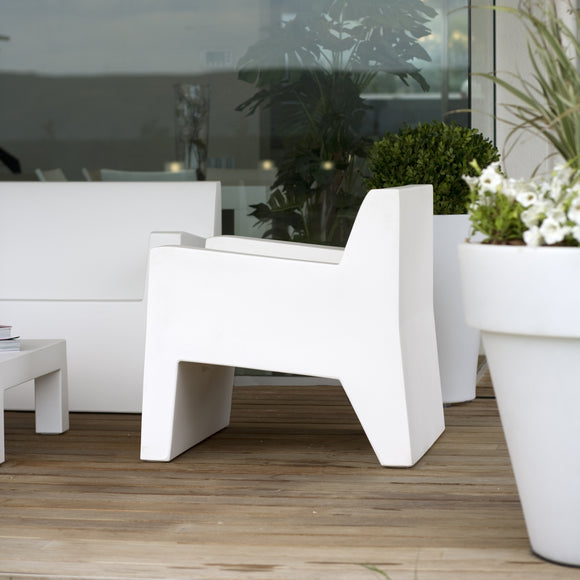 Jut Lounge Chair Outdoor Vondom