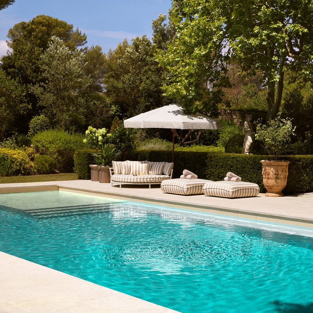 Outdoor Bed Laguno Matte White Finish Outdoor Eichholtz