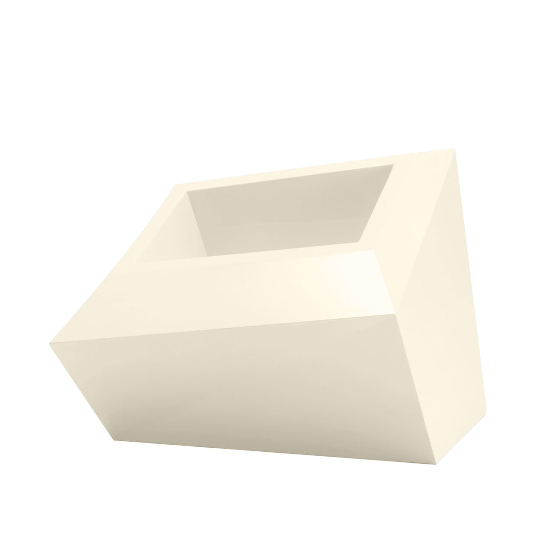 Faz XL Planter Outdoor Vondom Ecru Low: 22.75 in W x 16.5 in H 