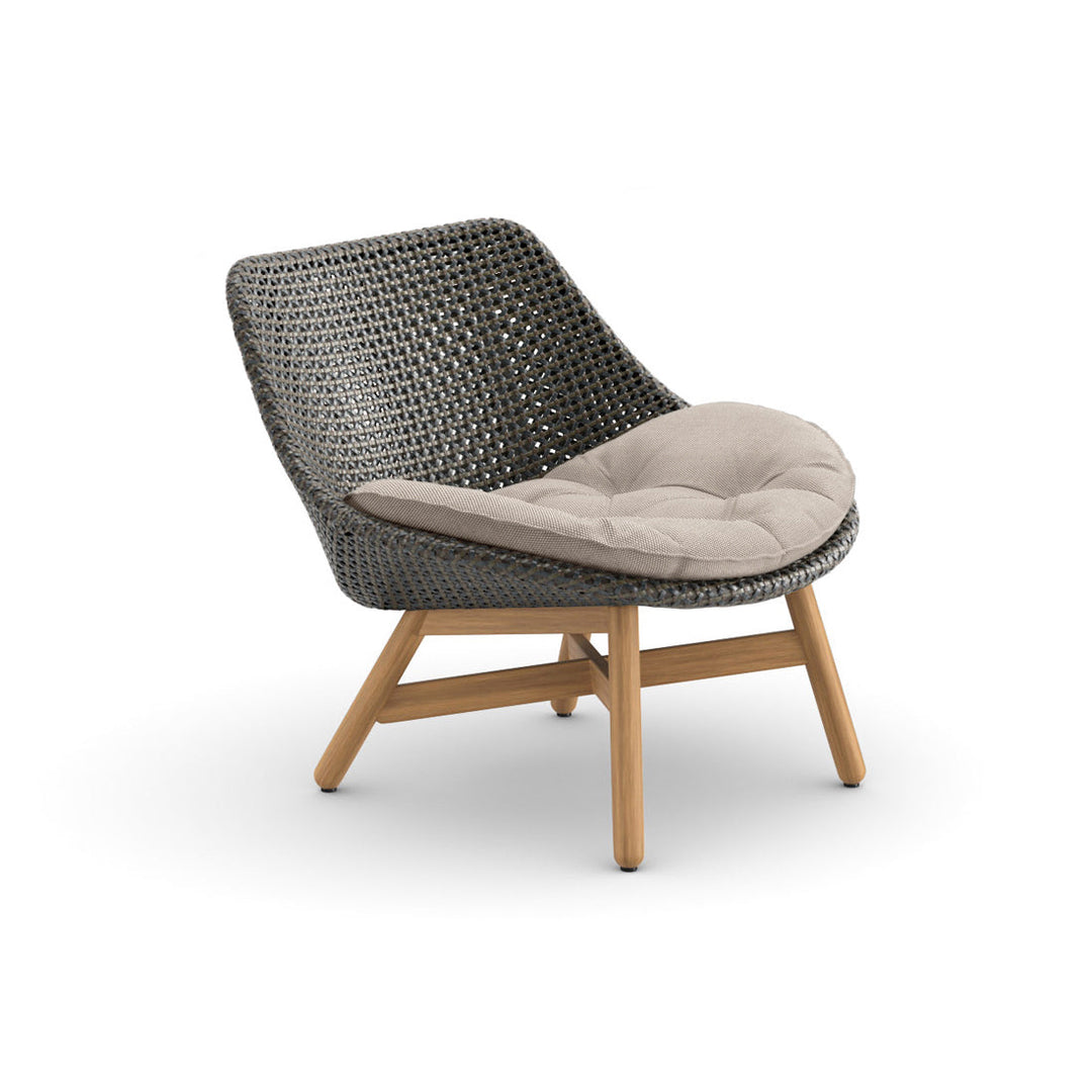 MBRACE Club Chair Outdoor Chairs Dedon 126 Arabica 472 Natura Taupe