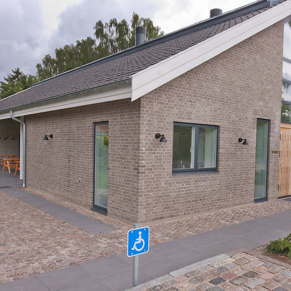 Toldbod 6.1 Outdoor Wall Light Louis Poulsen