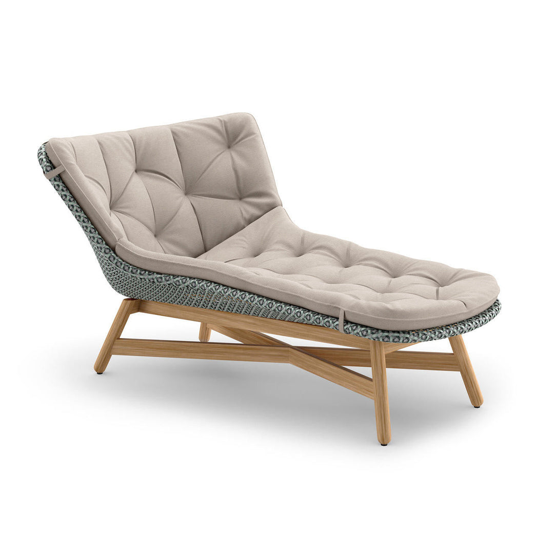 MBRACE Daybed Outdoor Furniture Dedon 141 Baltic 472 Natura Taupe