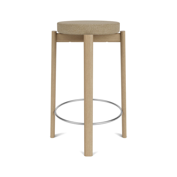 Passage Upholstered Stool Table & Bar Stools Audo Copenhagen 02 - Audo Boucle Beige / Natural Oak Counter: 25.6 in height