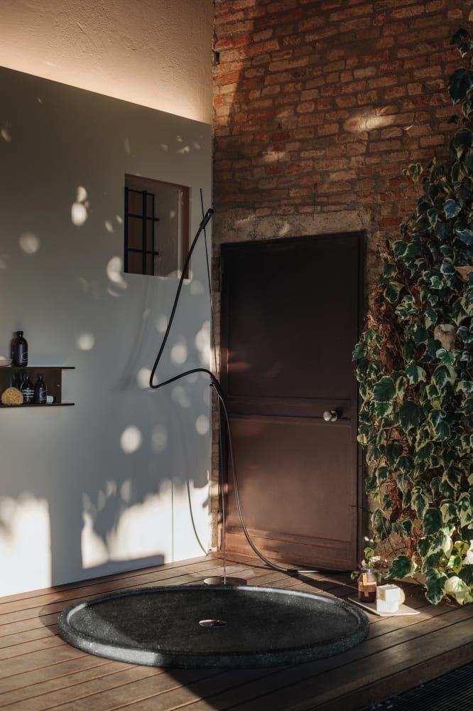 Agape Open Air Outdoor Freestading Shower Head Agape