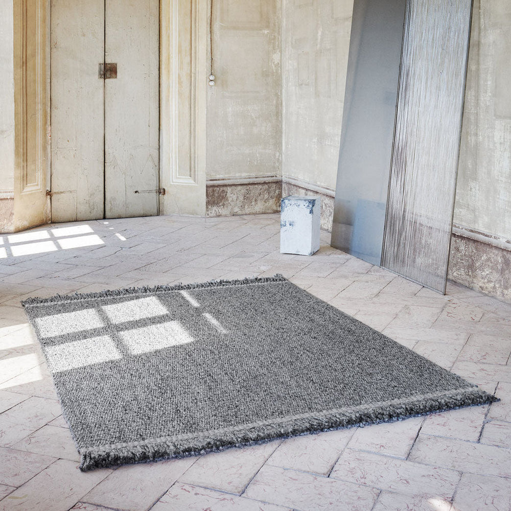 Elmo Rugs Linie Design