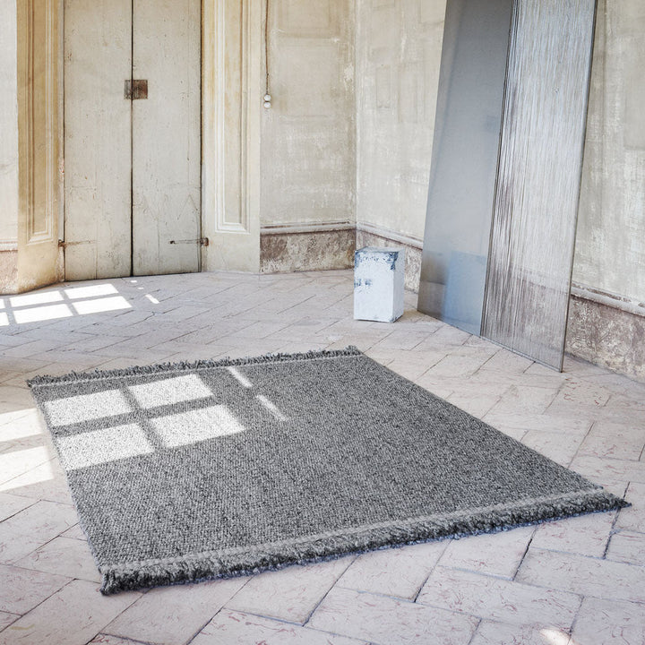 Elmo Rugs Linie Design