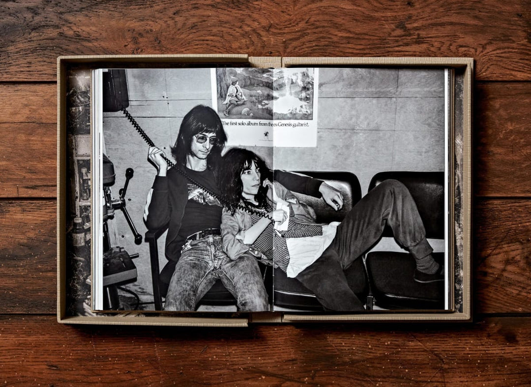 Lynn Goldsmith. Patti Smith. Before Easter After Print Books Taschen   