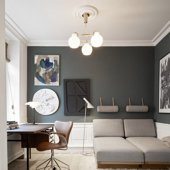 VL Ring Crown Chandelier Chandeliers Louis Poulsen