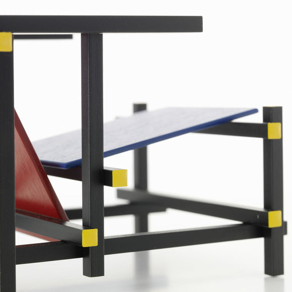 Miniatures Rood Blauwe Stoel Chair Figurines Vitra