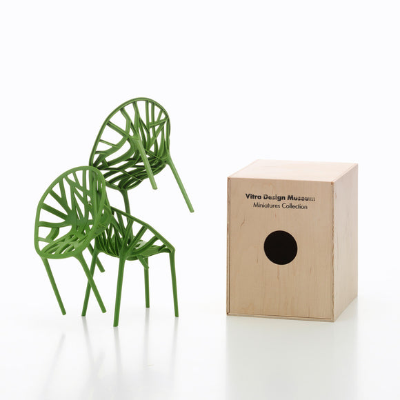 Miniatures Vegetal Chair (Set of 3) Figurines Vitra