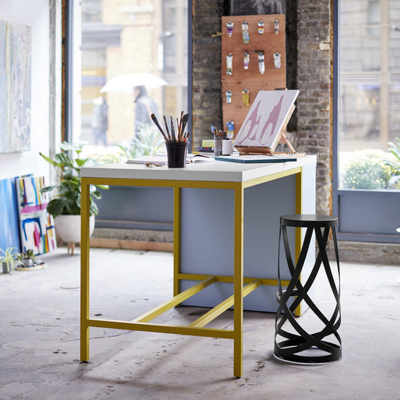 Ribbon Stool Table & Bar Stools Cappellini