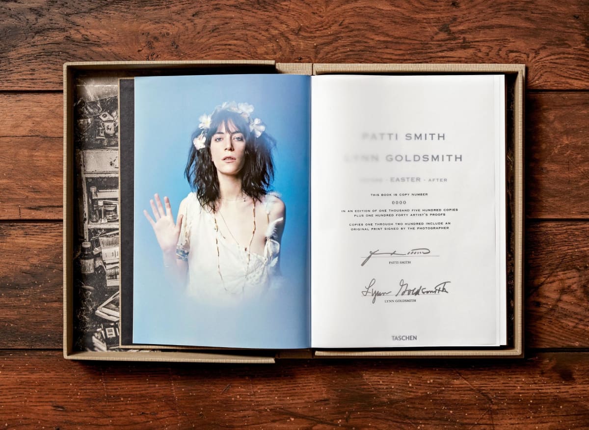 Lynn Goldsmith. Patti Smith. Before Easter After – Italian Luxury
