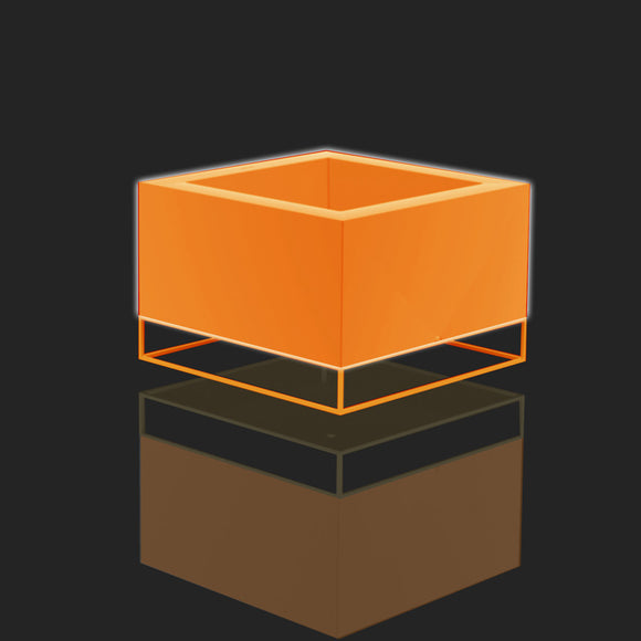 Vela Land Planter Outdoor Vondom