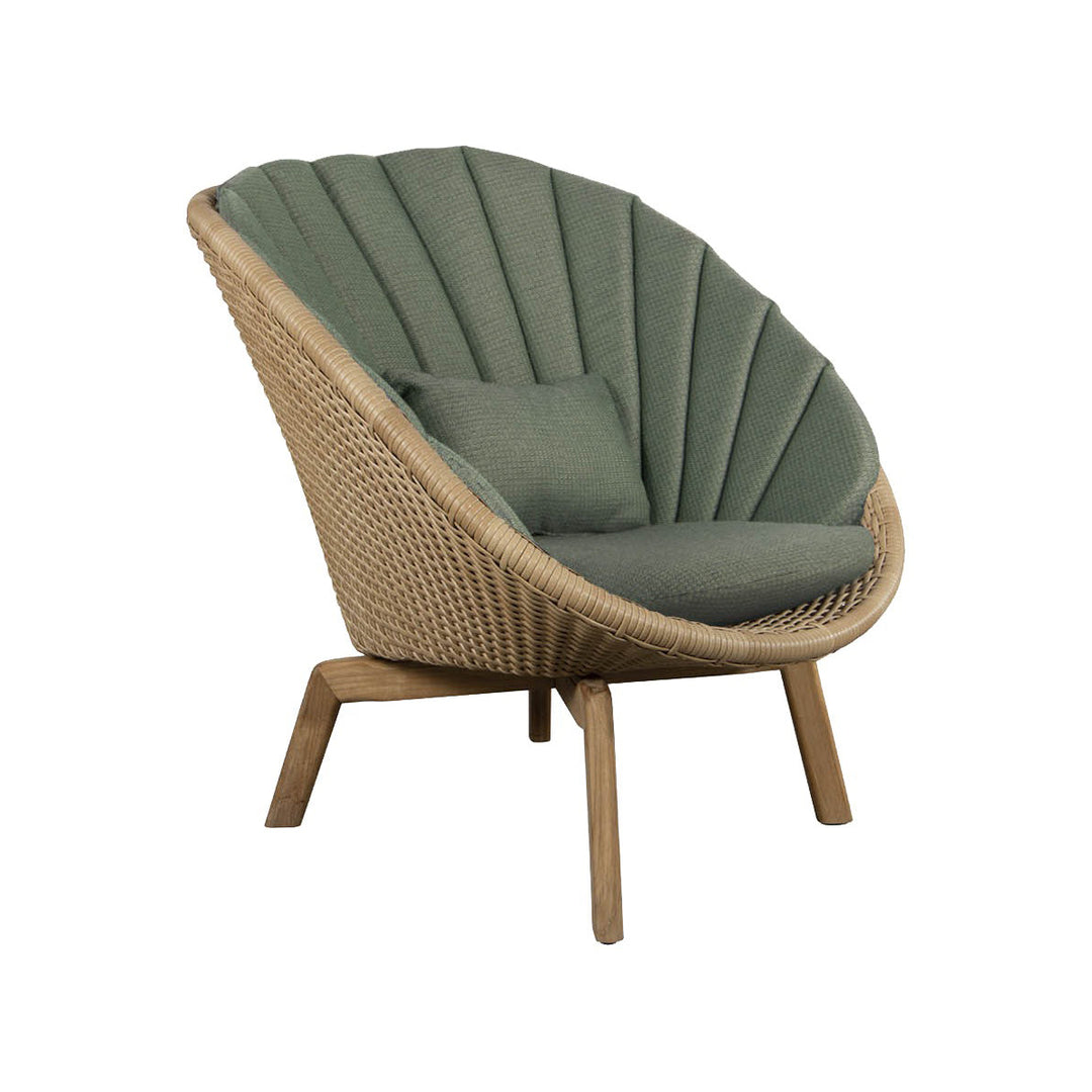 Peacock Outdoor Lounge Chair Outdoor Chairs Cane-line
