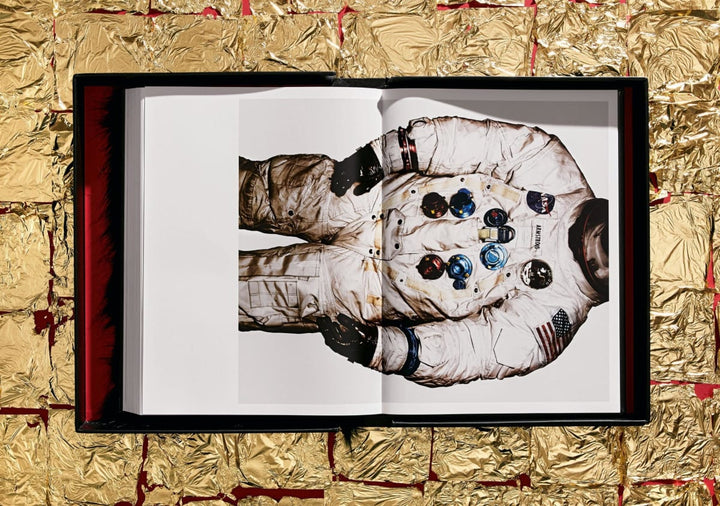 Albert Watson. Kaos. Art Edition No․ 101–150 ‘Breaunna, Las Vegas, 2001’ Print Books Taschen   