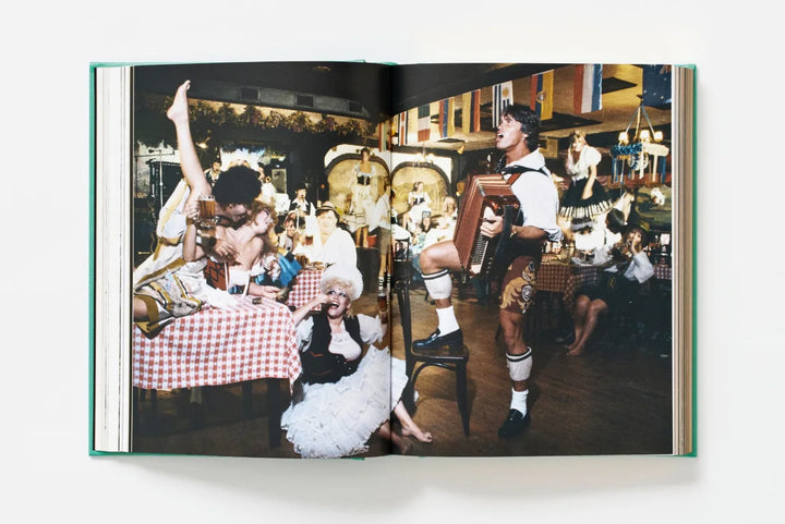 ARNOLD. Capitello Edition Print Books Taschen   
