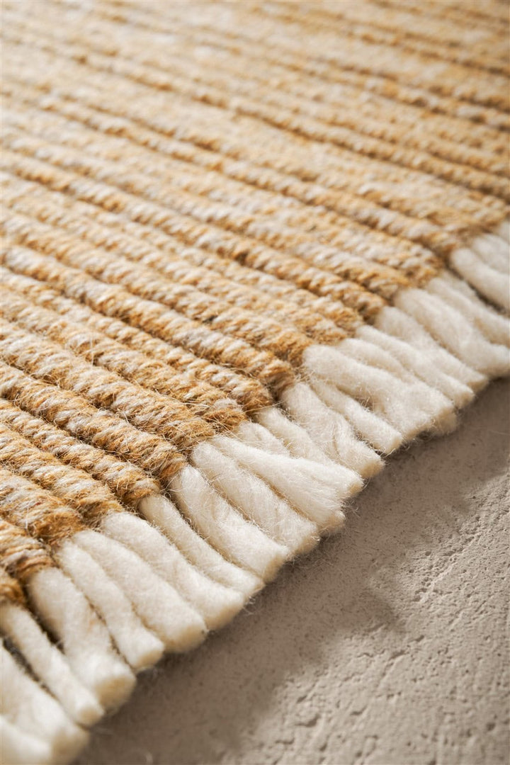 RD Field Rug