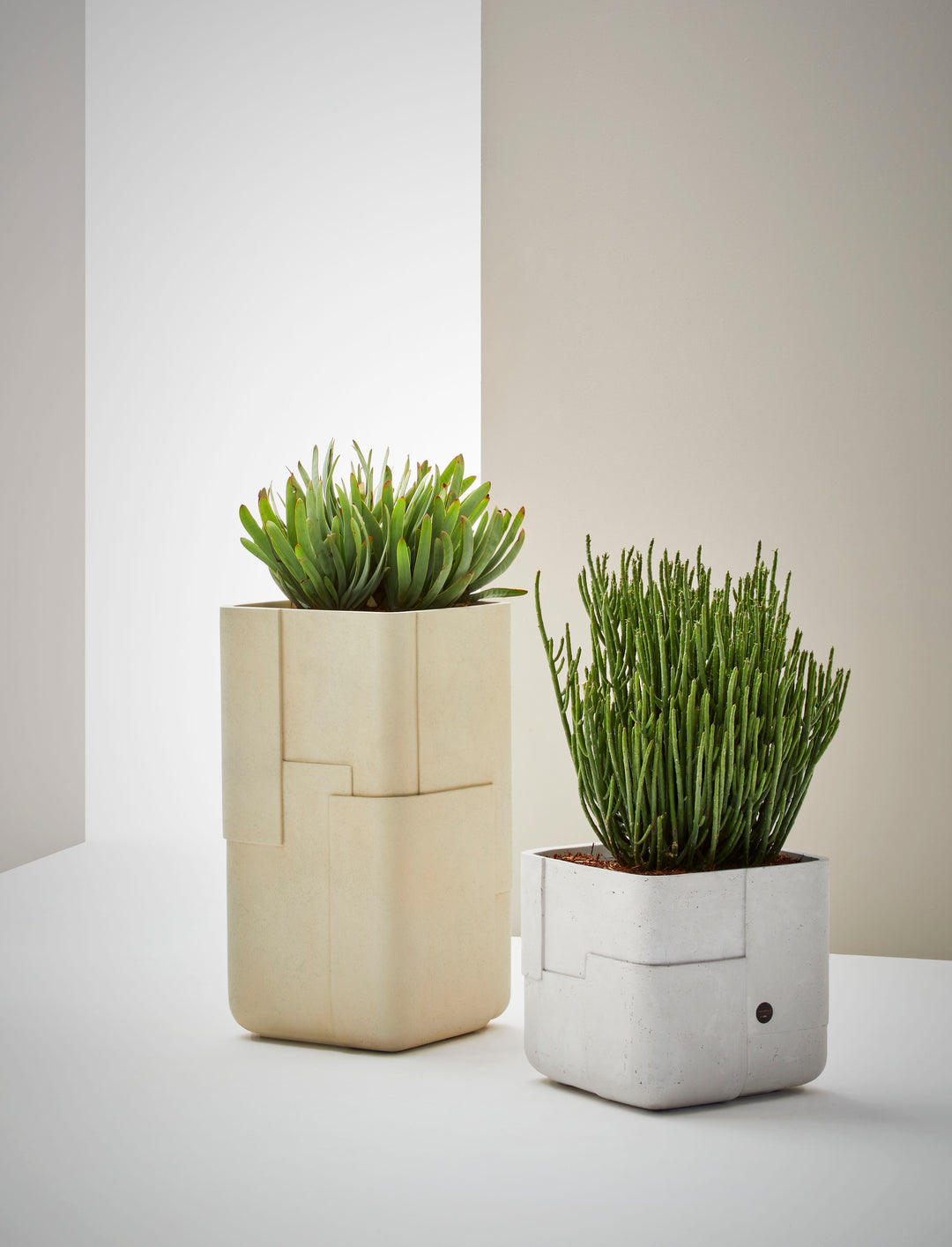 Aarde Planter - Tall XS Outdoor Planters Indigenus