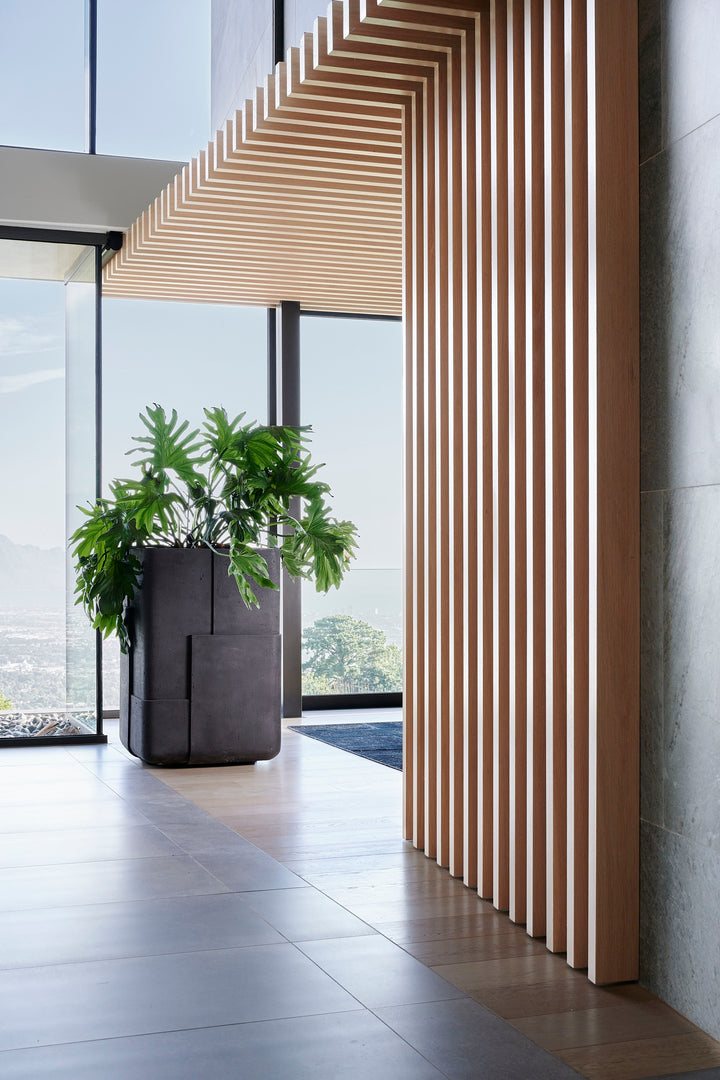 Aarde Planter – Tall Outdoor Planters Indigenus