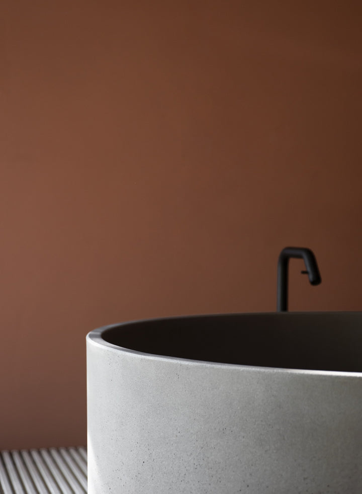 Agape In Out Concrete Bathtub Bathtubs Agape