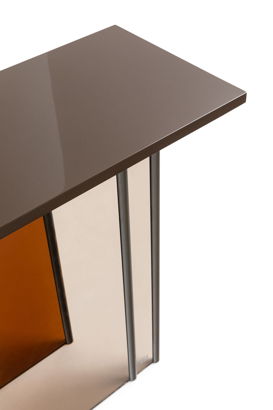 Blurred console – Italian Luxury Interiors