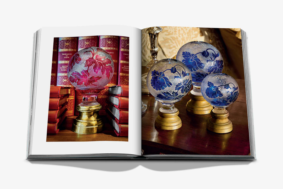 Boules d’Escalier: The Flávia & Frank Abubakir Collection Book Print Books Assouline
