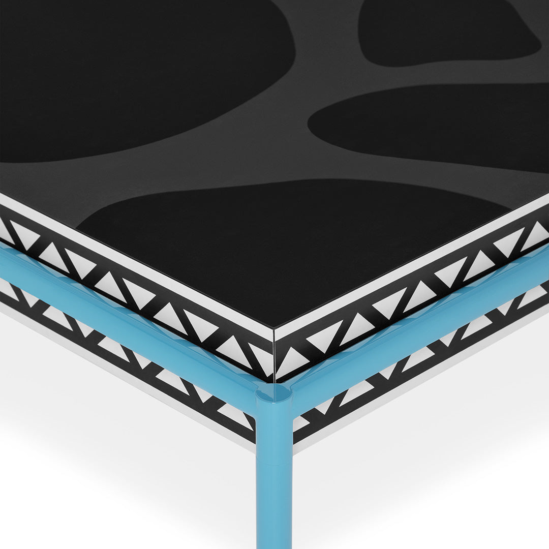 BURGUNDY Table Dining Table Memphis Milano