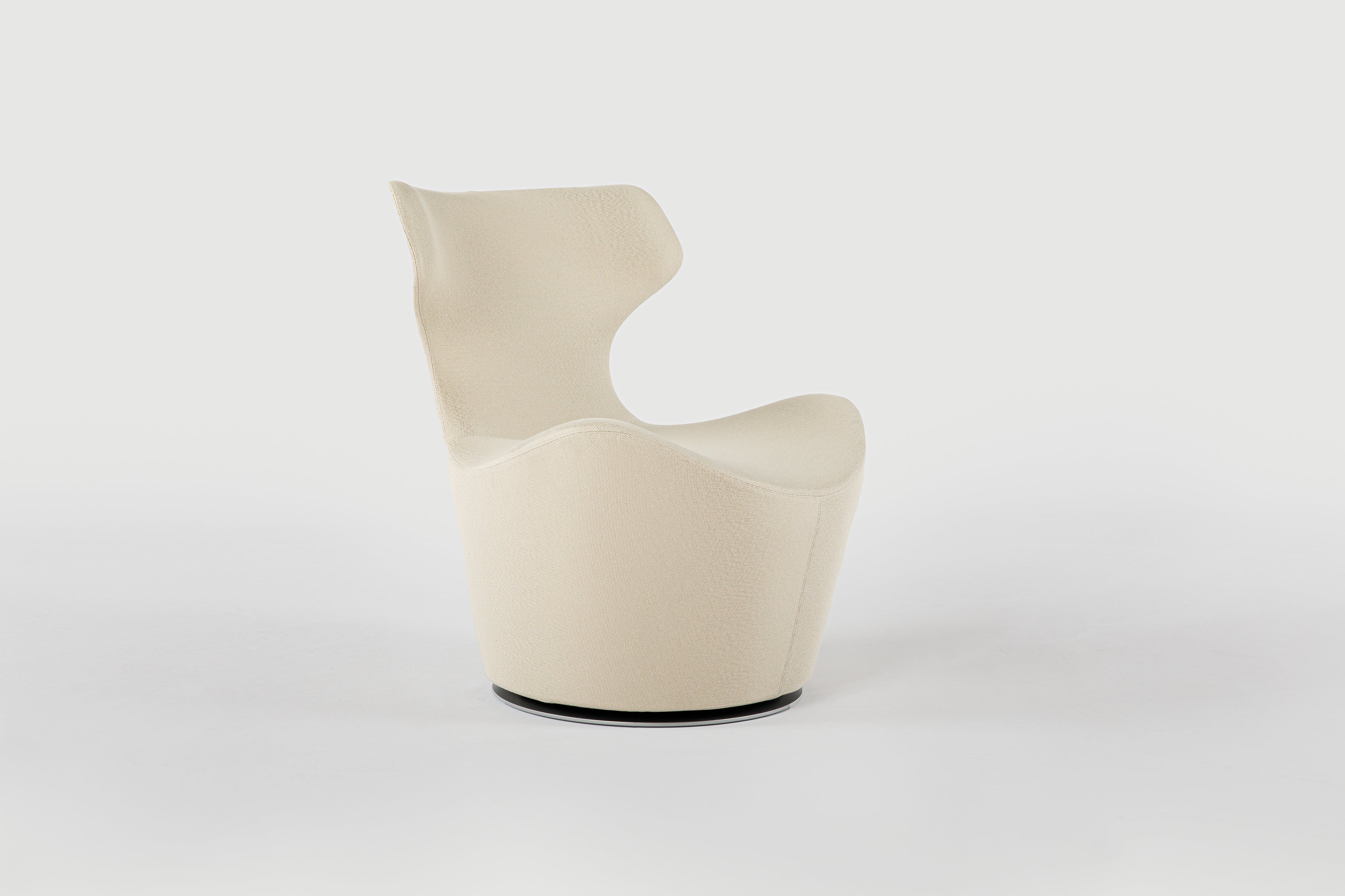 Piccola Papilio Swivel Armchair – Italian Luxury Interiors