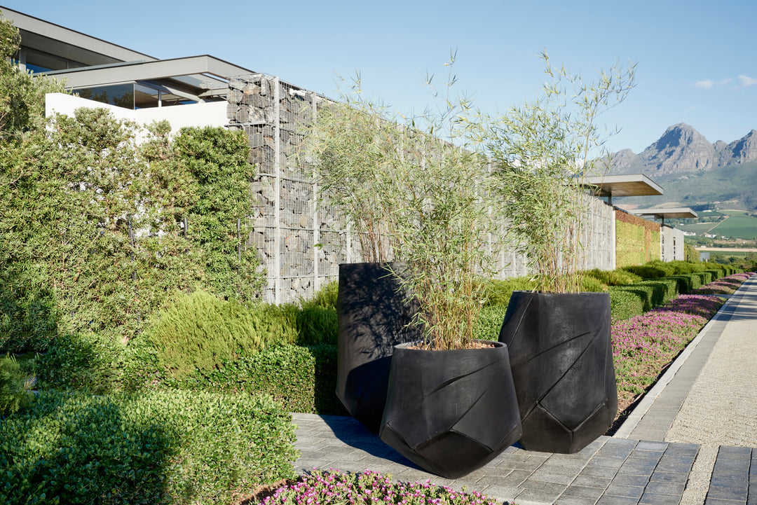 Bhaca Planter – Medium Outdoor Planters Indigenus
