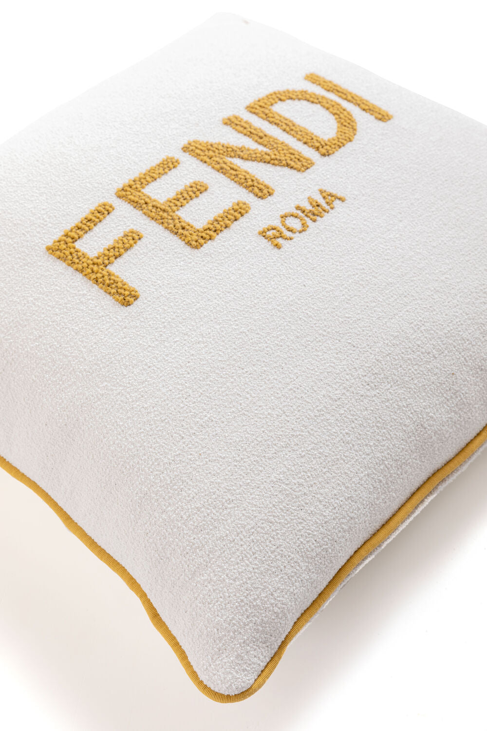 Bouclé FR Cushion – Italian Luxury Interiors