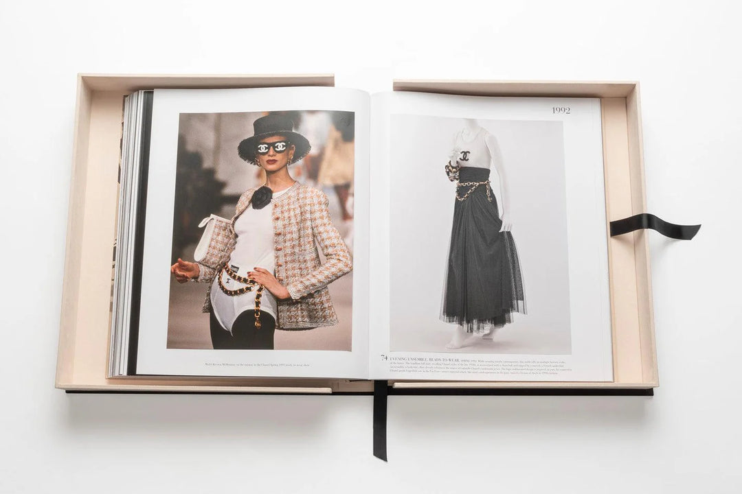 Chanel: The Legend of an Icon Book (Ultimate) Books Assouline