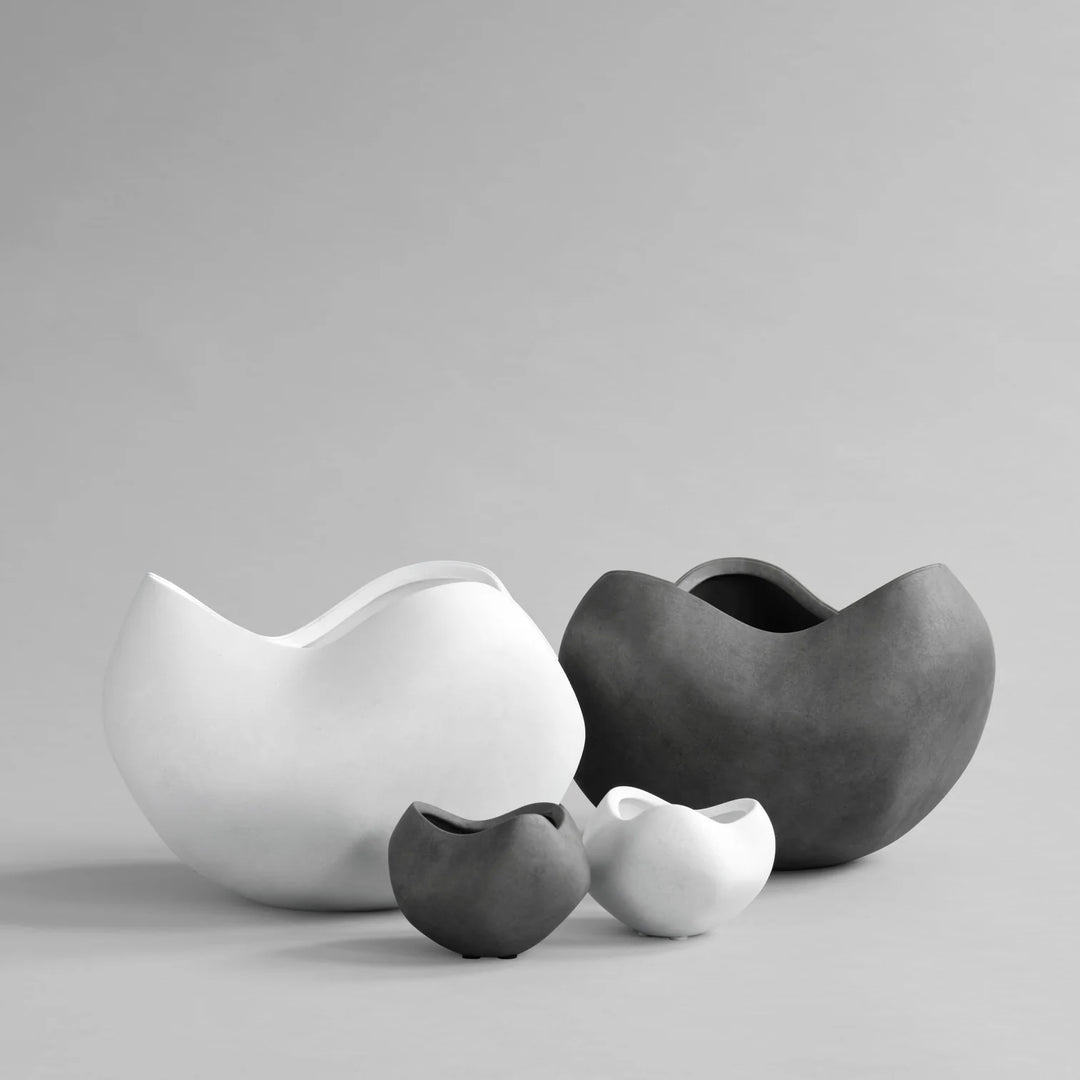 Curve Bowl, Big - Dark Grey Decorative Bowl 101 Copenhagen   