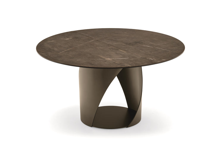 Cyclone Dining Table Extendable Round Showroom Model Dining Table Calligaris
