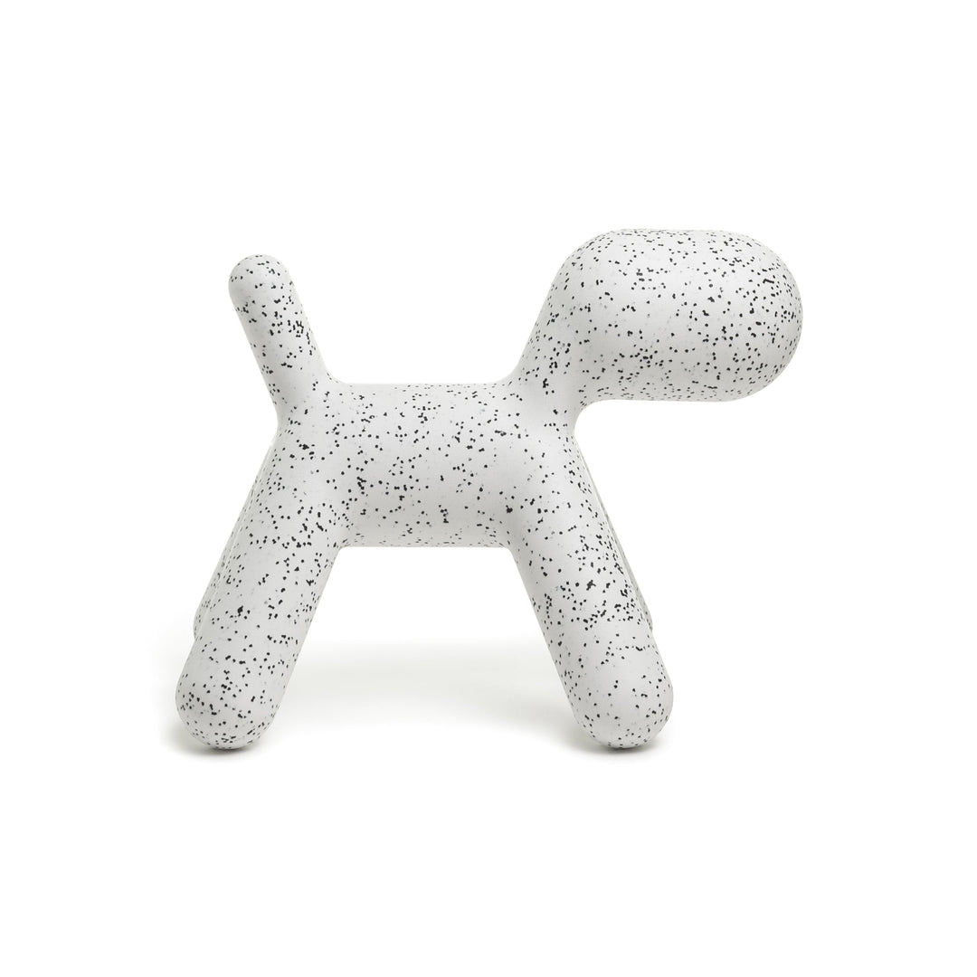 Puppy Outdoor Chairs Magis Dalmata White Large: 27.4 in width