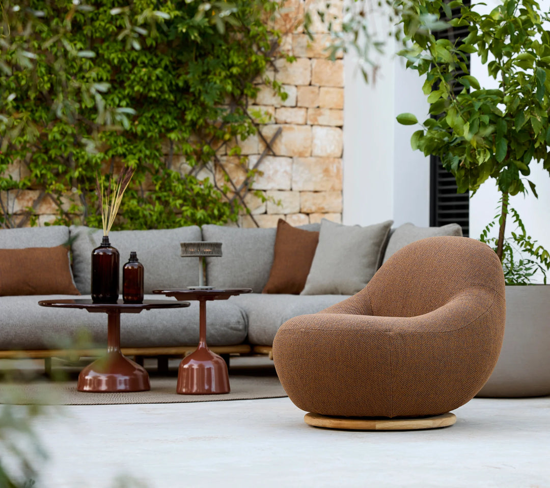 Gem lounge chair w/teak swivel Chairs Cane-line