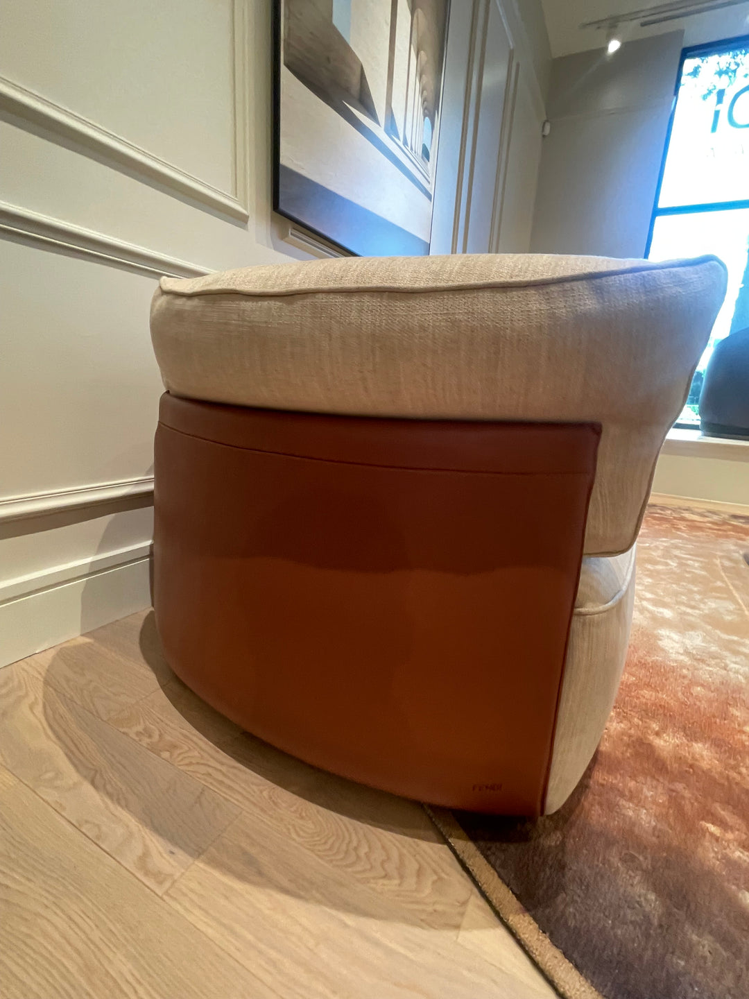 Peekasit 3 Seater Sofa Showroom Model Sofa Fendi Casa