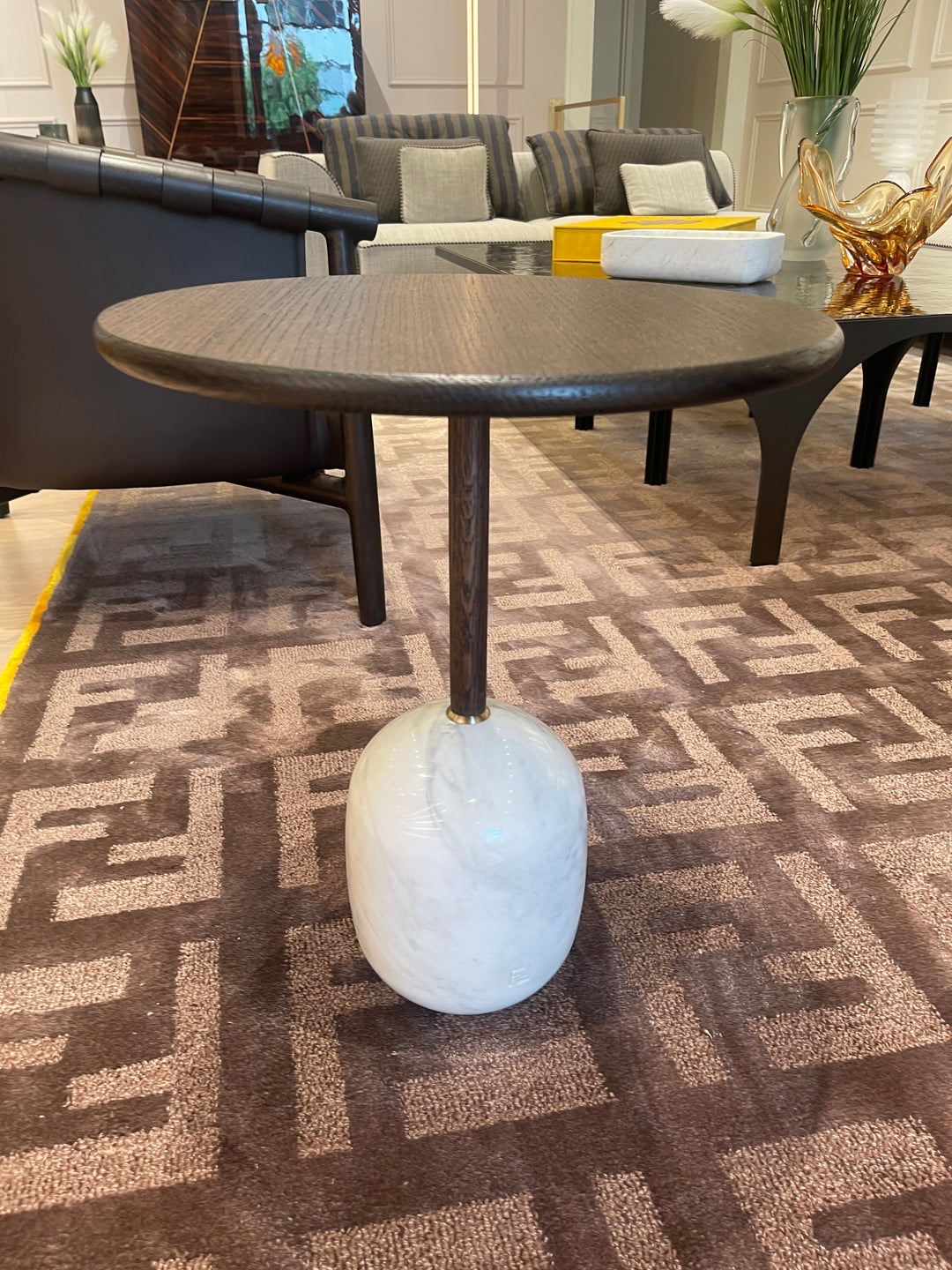 Bottini Marble Side Table Calcatta 40 x 50 cm Showroom Model Side Table Fendi Casa