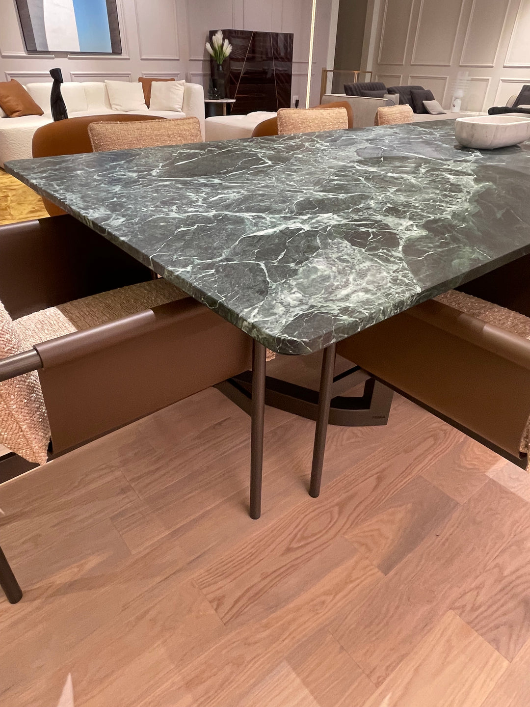 Ford Dining Table Verde Alpine Showroom Model Dining Table Fendi Casa