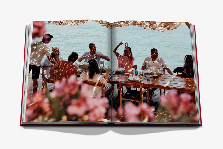 Maçakizi: Everlasting Summer Book Print Books Assouline