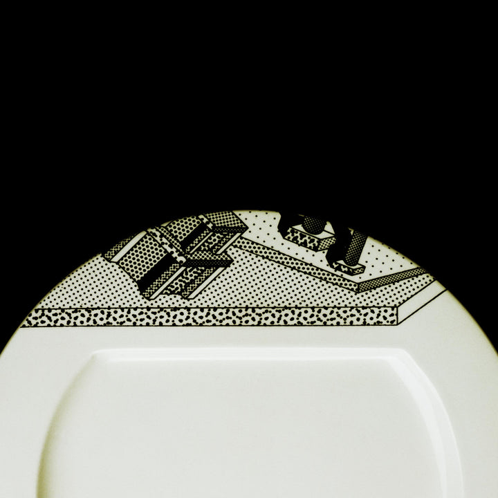 Indivia Plate Vases Memphis Milano   