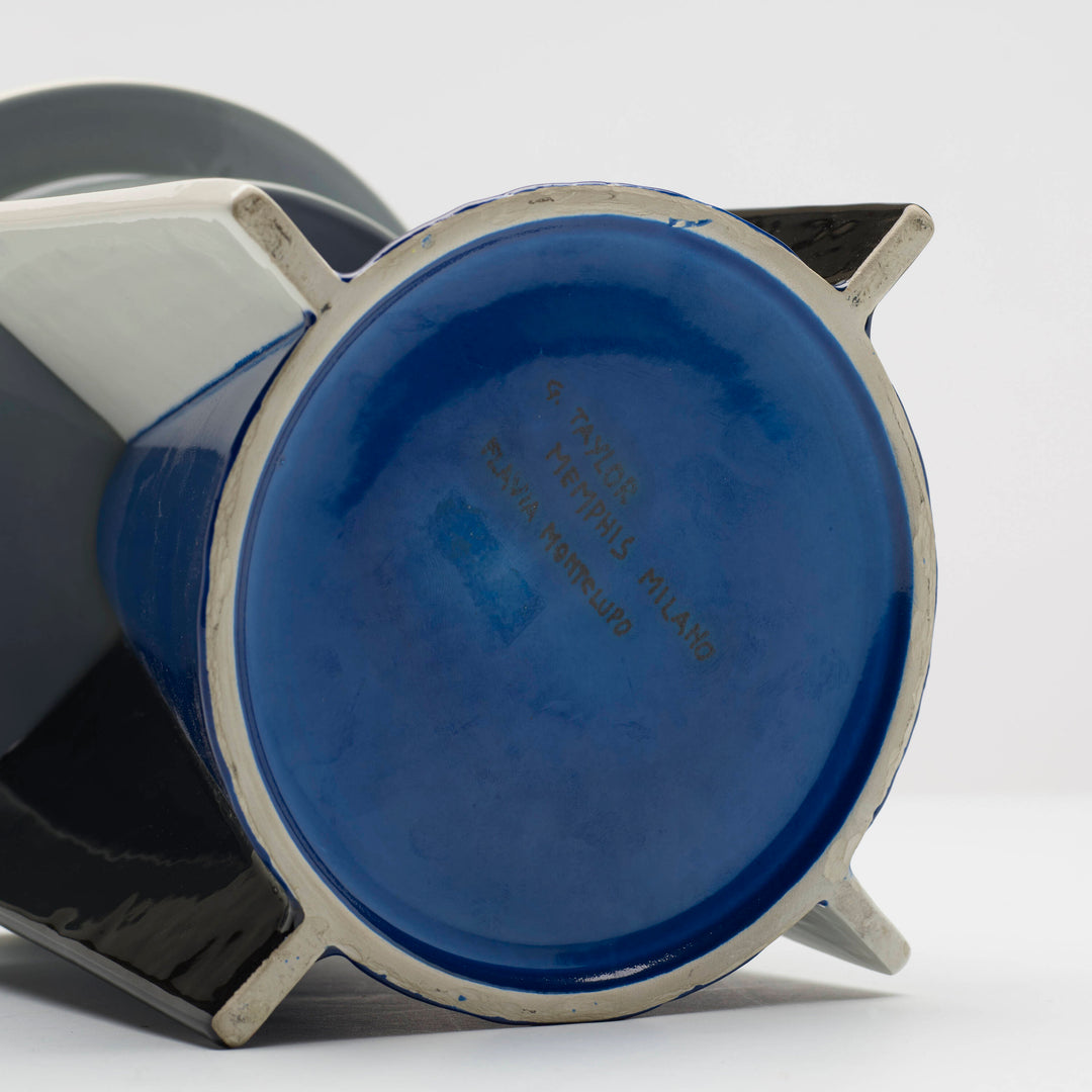 Niger Vase Vases Memphis Milano   