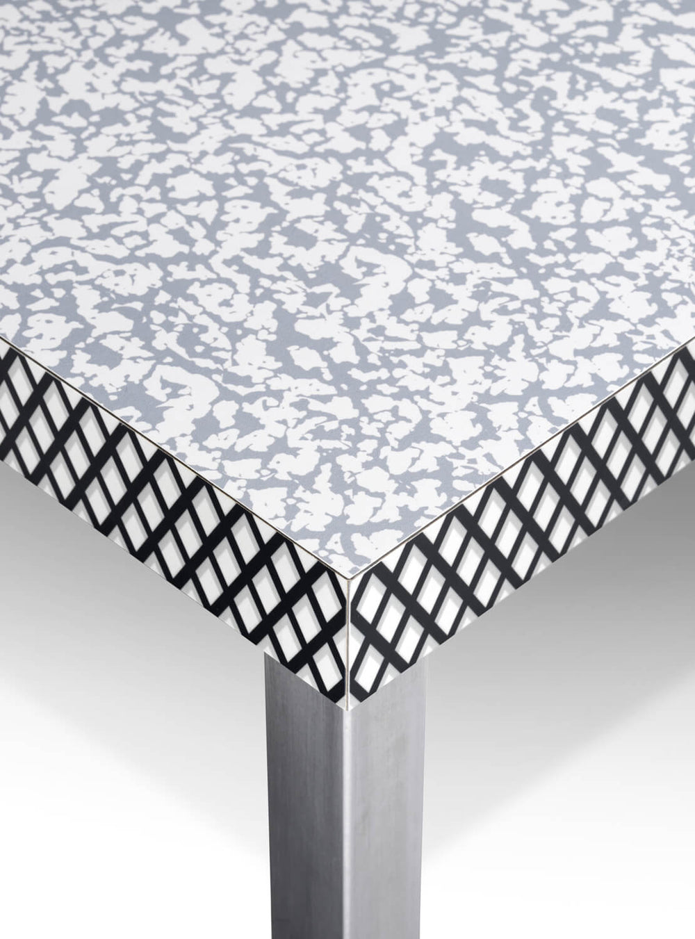 VENEZIA Dining Table Dining Table Memphis Milano