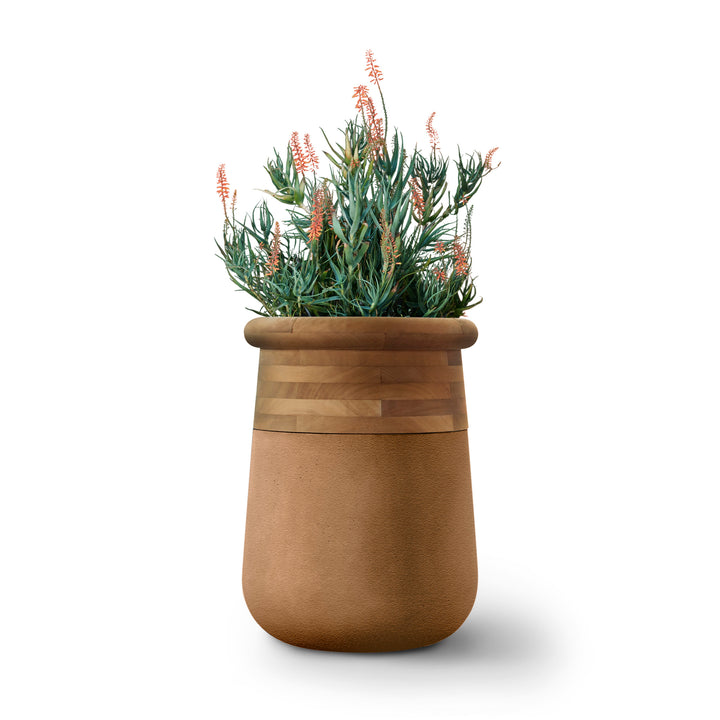 Soma Wood Planter – Medium Outdoor Planters Indigenus Nutmeg Oiled
