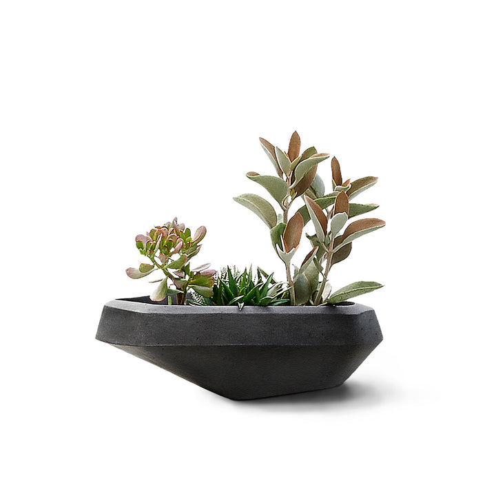 Steen Planter – Small Outdoor Planters Indigenus Black
