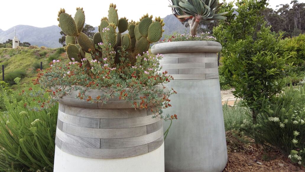 Soma Wood Planter – Tall