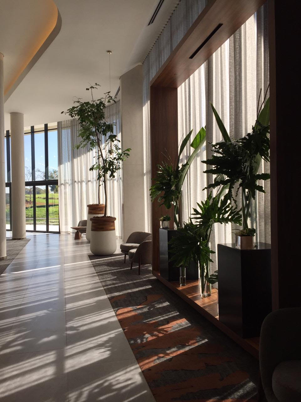 Soma Wood Planter – Medium