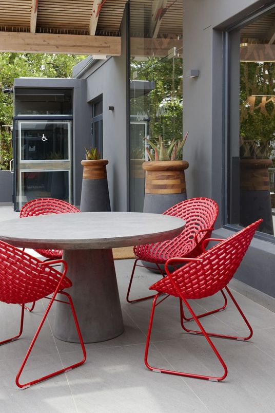 Soma Wood Planter – Tall Outdoor Planters Indigenus