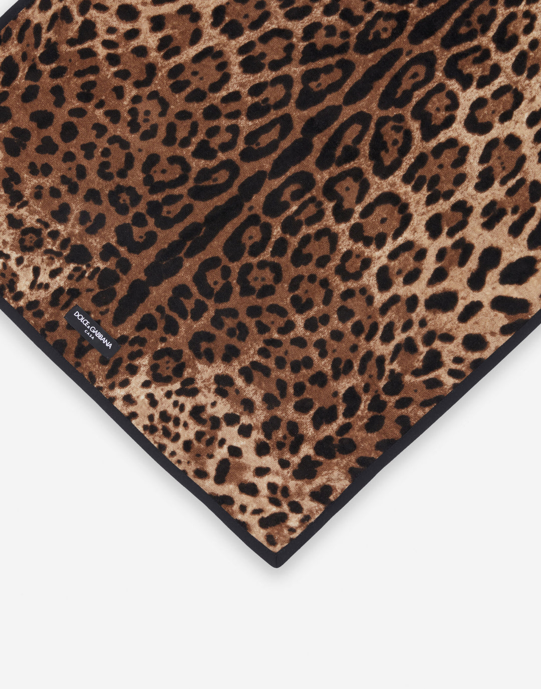 ALL OVER LEOPARD SHOWER TOWEL Bathroom Accessories Dolce&Gabbana   